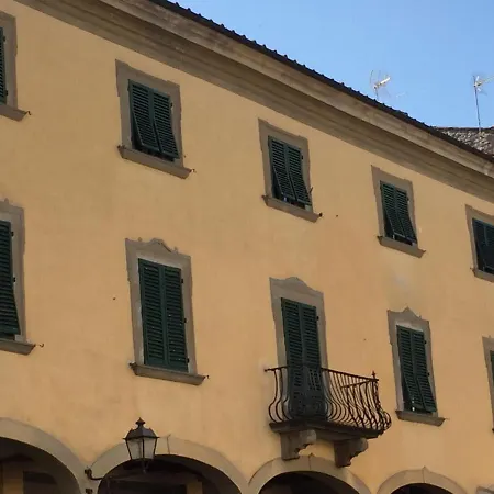 La Piazza 1 Konukevi Stia
